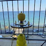 Casa Cleopatra Beachfront 公寓 奥古斯塔