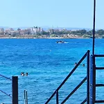 Casa Cleopatra Beachfront *