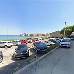 Casa Cleopatra Beachfront 公寓