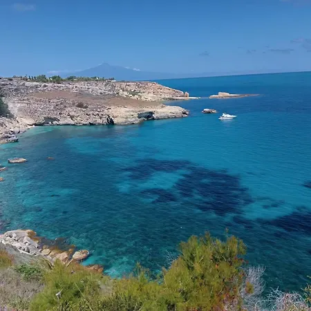 Casa Cleopatra Beachfront Augusta