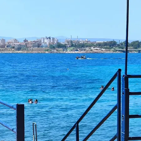 Casa Cleopatra Beachfront *